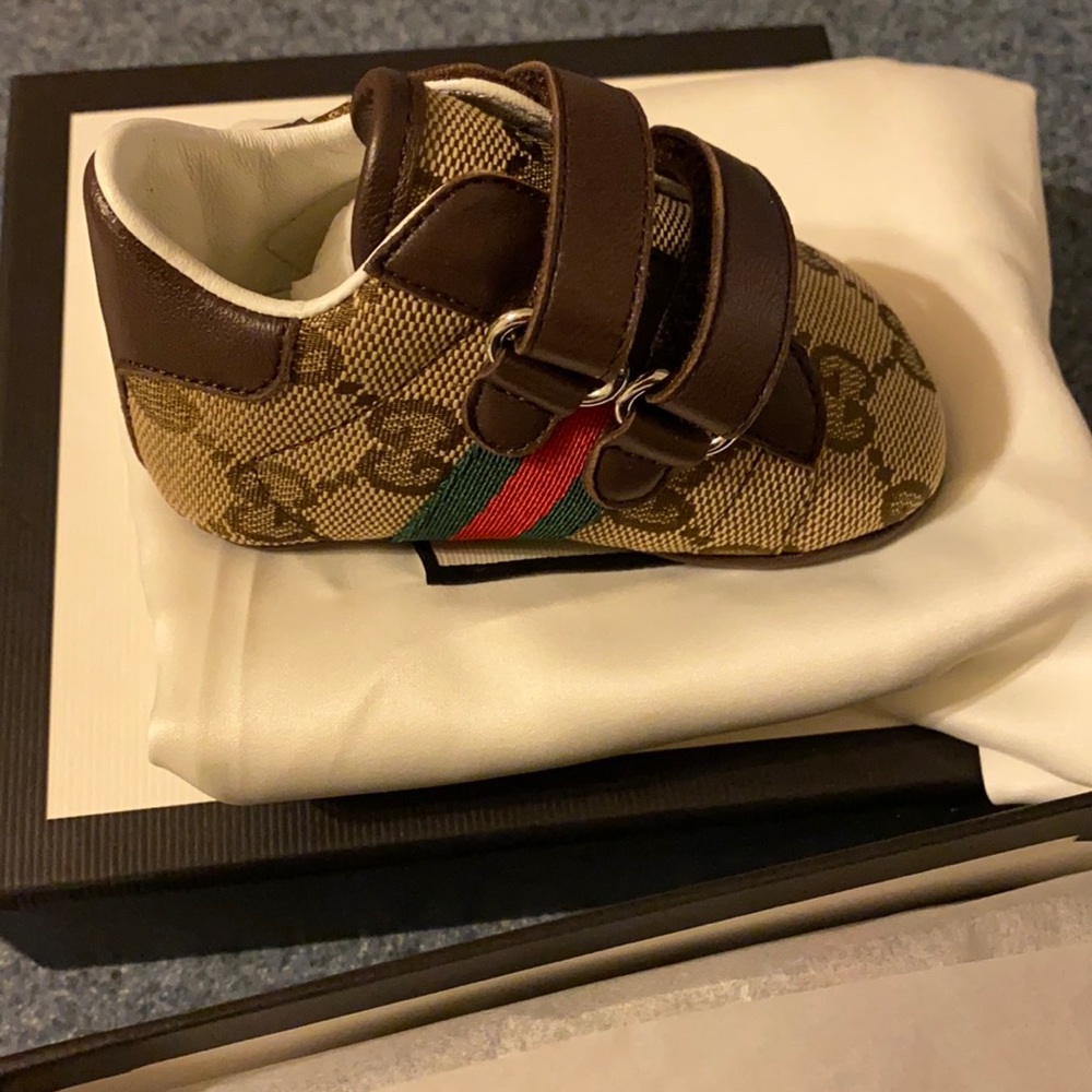 I’m selling my son’s Gucci shoes they are band new in a box and have never worn